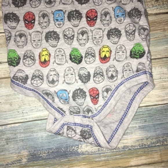 Marvel Faces Grey Onsie - Picture 3 of 4